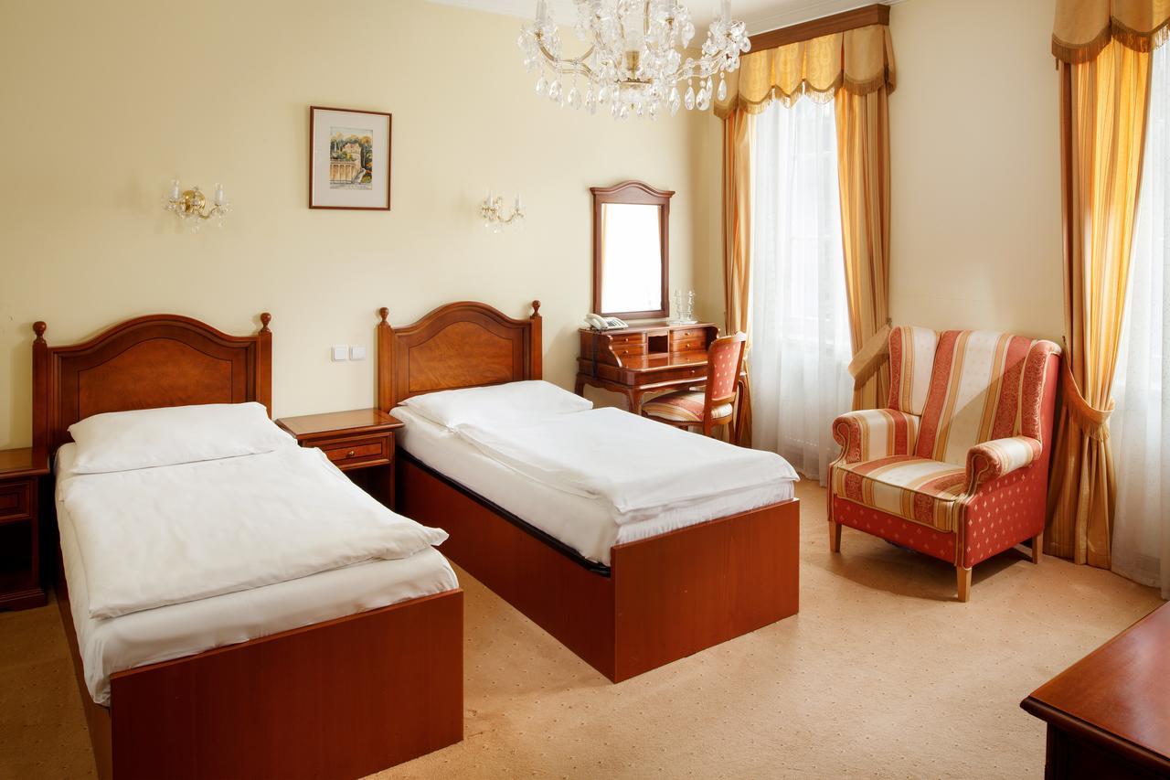 Lazensky Hotel Moskevsky Dvur Karlovy Vary Bagian luar foto