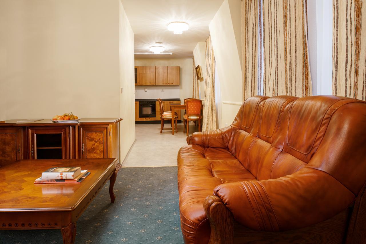 Lazensky Hotel Moskevsky Dvur Karlovy Vary Bagian luar foto