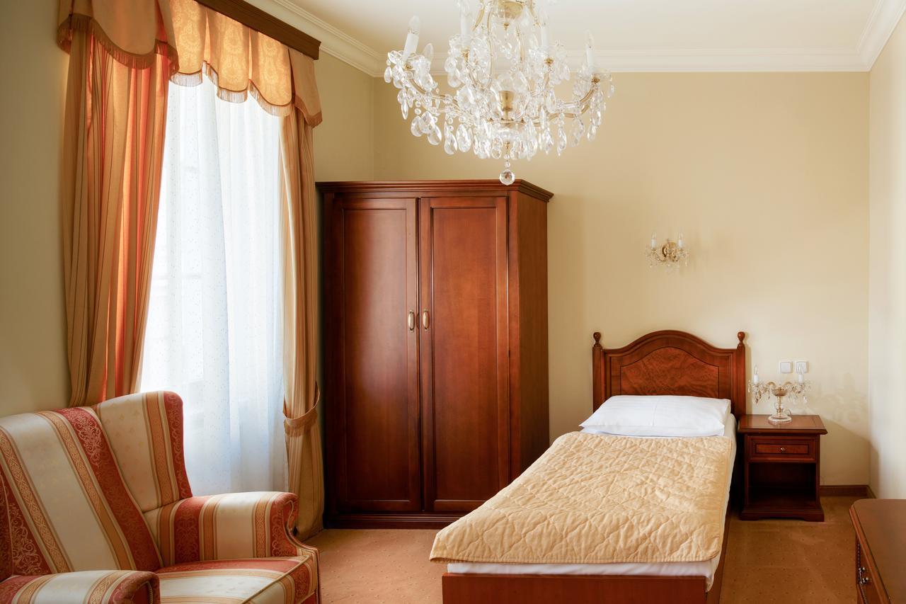 Lazensky Hotel Moskevsky Dvur Karlovy Vary Bagian luar foto