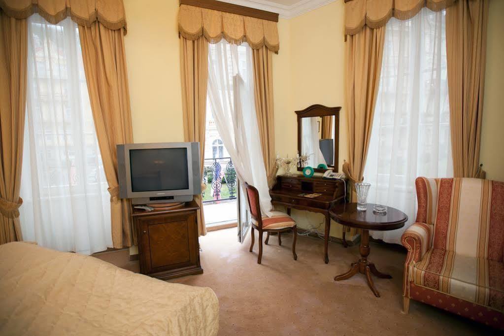 Lazensky Hotel Moskevsky Dvur Karlovy Vary Bagian luar foto