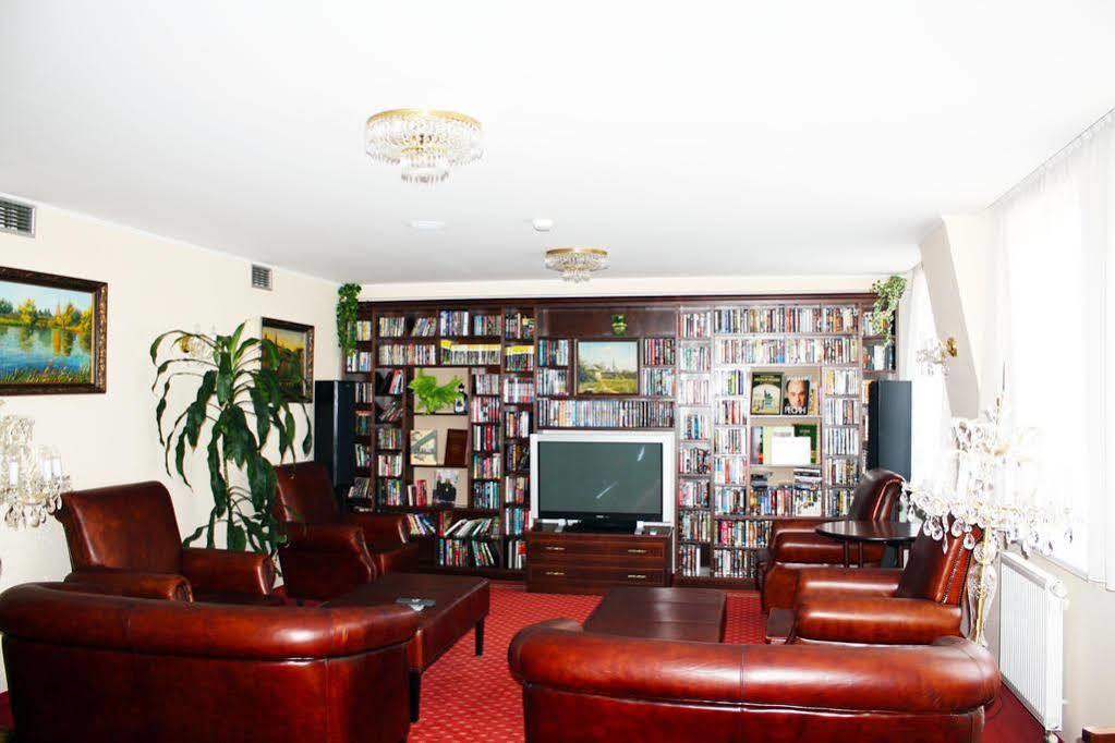 Lazensky Hotel Moskevsky Dvur Karlovy Vary Bagian luar foto